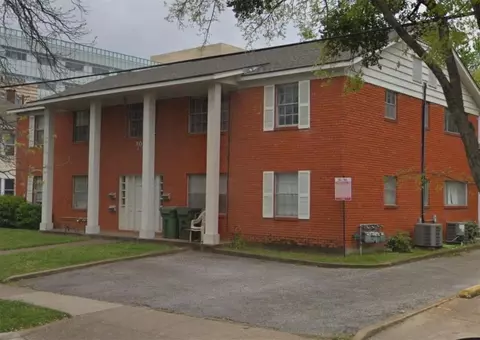 308 College St, Arlington, TX 76010