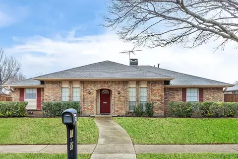2908 Parkside Dr, Plano, TX 75075