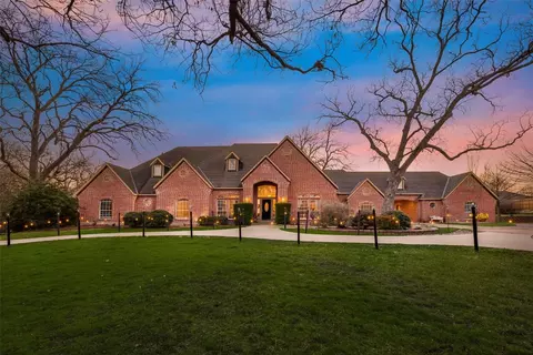 3025 N Goliad St, Rockwall, TX 75087