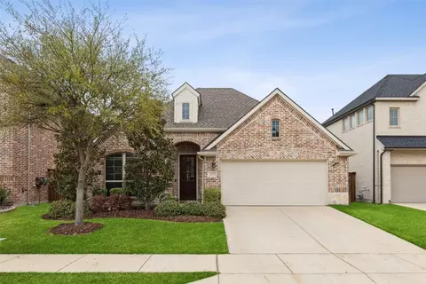 617 Rawlins Ln, Fort Worth, TX 76131