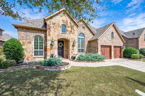 331 Paluxy Dr, Irving, TX 75039