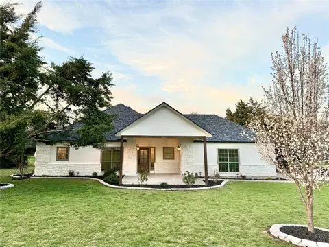 1717 Hearn Ln, Van Alstyne, TX 75495