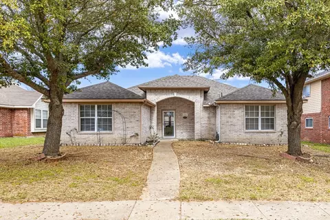 1153 Beechwood Ln, Cedar Hill, TX 75104
