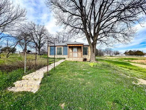Exterior - 500 S Avenue E, Haskell, TX 79521 photo 3 of 6