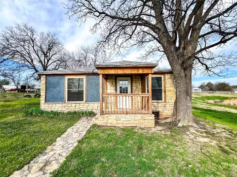 Exterior - 500 S Avenue E, Haskell, TX 79521 photo 2 of 6