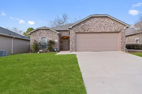 1201 Amsden Cir, Denison, TX 75020