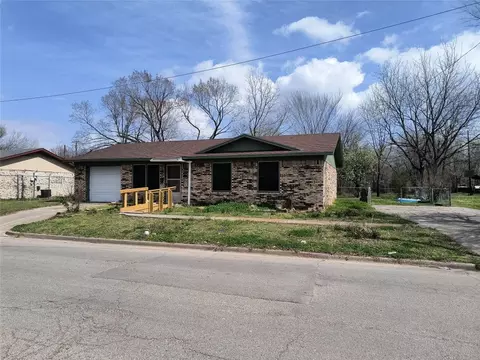 504 Carter St, Sulphur Springs, TX 75482