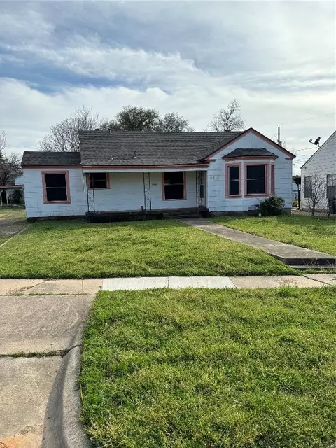 4216 Hampshire Blvd, Fort Worth, TX 76103