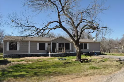 433 Prairie Hill Ct, Springtown, TX 76082
