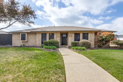 2600 Timberleaf Dr, Carrollton, TX 75006