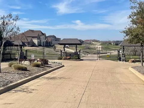 3107 Koscher Dr, Grand Prairie, TX 75104