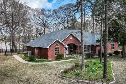 6270 Waters Edge Dr, Larue, TX 75770