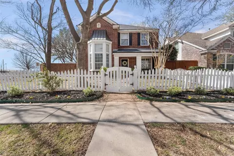 6721 Spanish Moss Dr, Plano, TX 75024