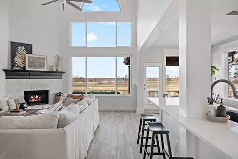 1600 Coastal Dr, Rockwall, TX 75087