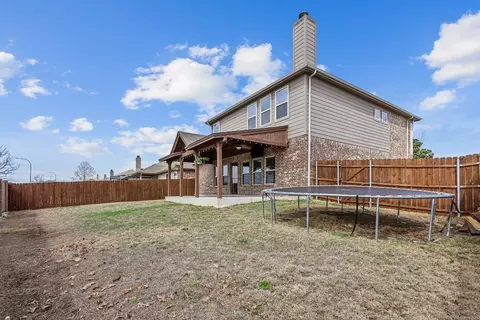 Exterior - 437 E Wishbone Ln, Haslet, TX 76052 photo 5 of 6
