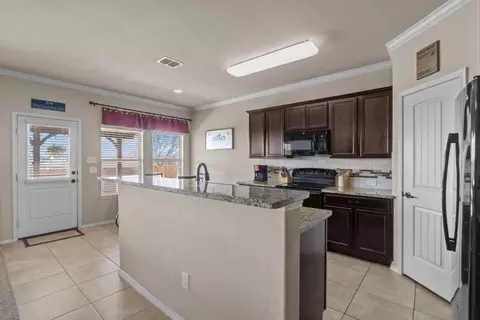 Kitchen - 437 E Wishbone Ln, Haslet, TX 76052 photo 1 of 4