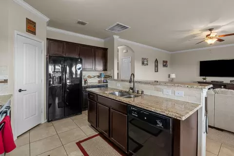 Kitchen - 437 E Wishbone Ln, Haslet, TX 76052 photo 4 of 4