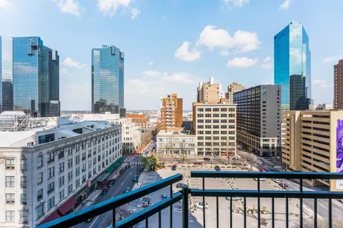 500 Throckmorton St #1002, Fort Worth, TX 76102