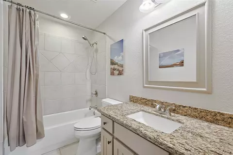 Bath - 311 Collins St, Argyle, TX 76226 photo 3 of 4