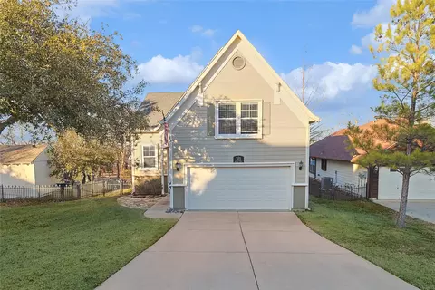 Exterior - 311 Collins St, Argyle, TX 76226 photo 2 of 7
