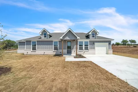 196 Cactus Canyon Dr, Bridgeport, TX 76426
