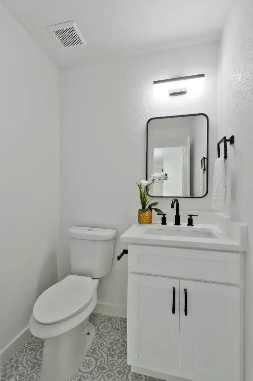 Bath - 1908 Greenwood Rd, Mckinney, TX 75069 photo 1 of 3