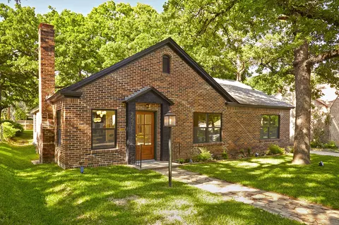 2231 Goldenrod Ave, Fort Worth, TX 76111