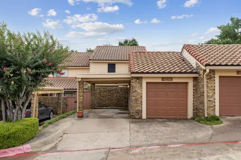 4254 Cuesta Dr, Irving, TX 75038
