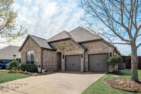 1134 Oak Ridge Rd, Forney, TX 75126