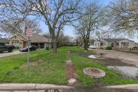 1309 N Church St, Mckinney, TX 75069