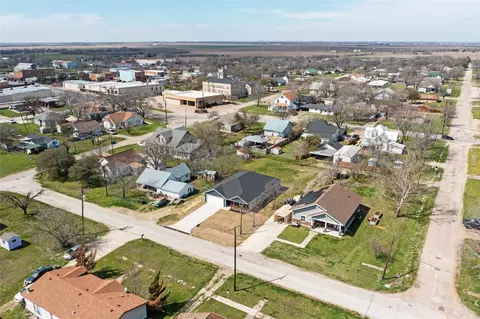 View/Area - 305 E Adams St, Itasca, TX 76055 photo 2 of 3