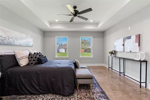 Bedroom - 305 E Adams St, Itasca, TX 76055 photo 2 of 3