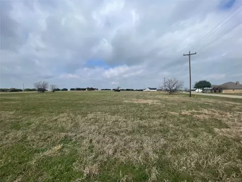 7414 Saint Augustine Dr, Cleburne, TX 76033 photo 6