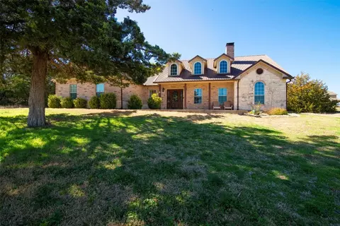183 Cates Rd, Van Alstyne, TX 75495