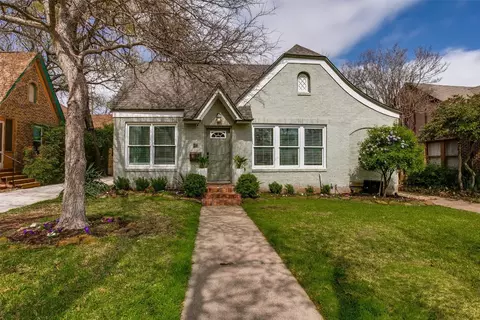 811 Thomasson Dr, Dallas, TX 75208