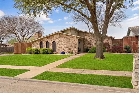 9401 Pollard St, Rowlett, TX 75088
