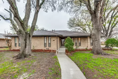 2413 Rochdale St, Garland, TX 75040