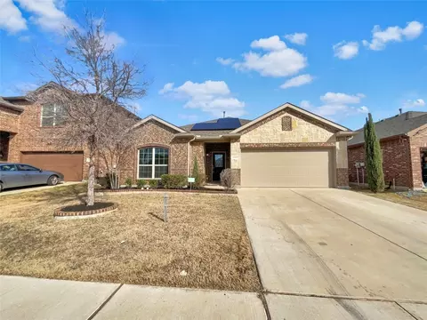 1909 Potrillo Ln, Fort Worth, TX 76131