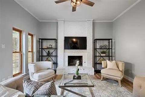 2609 Country Place Dr, Carrollton, TX 75006