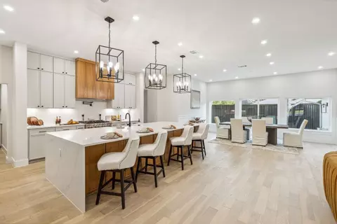 7232 La Cosa Dr, Dallas, TX 75248