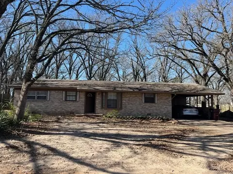 605 Little Rock St, Canton, TX 75103