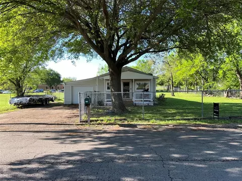 2701 Charity Rd, Commerce, TX 75428