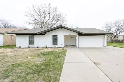 1209 Tahoe Dr, Lewisville, TX 75067