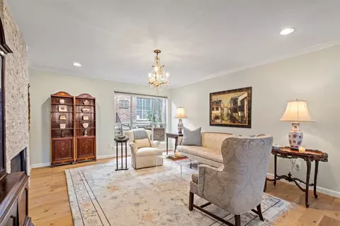 10556 High Hollows Dr #140, Dallas, TX 75230