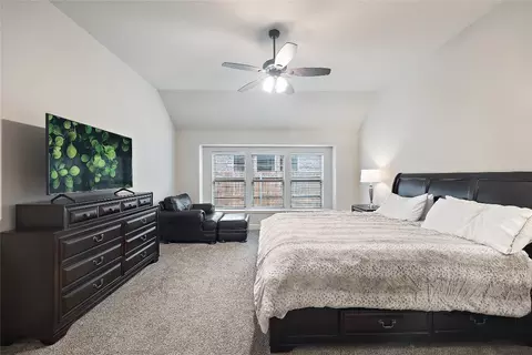 Bedroom - 102 Millican Dr, Euless, TX 76040 photo 3 of 3