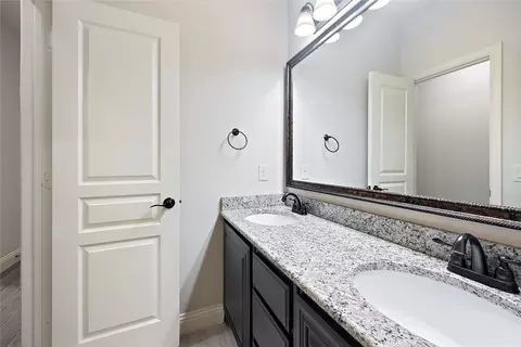 Bath - 102 Millican Dr, Euless, TX 76040 photo 2 of 4