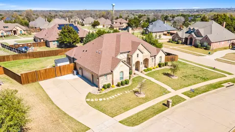 416 Montpelier Ln, Ovilla, TX 75154