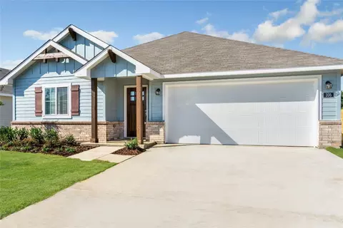 105 Olivia St, Hillsboro, TX 76645