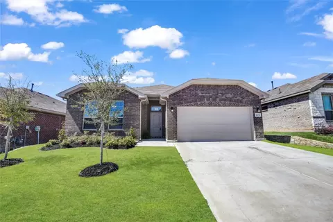 2372 Waggoner Ranch Dr, Weatherford, TX 76087