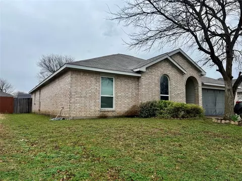 220 Meadow Lark Ln, Anna, TX 75409